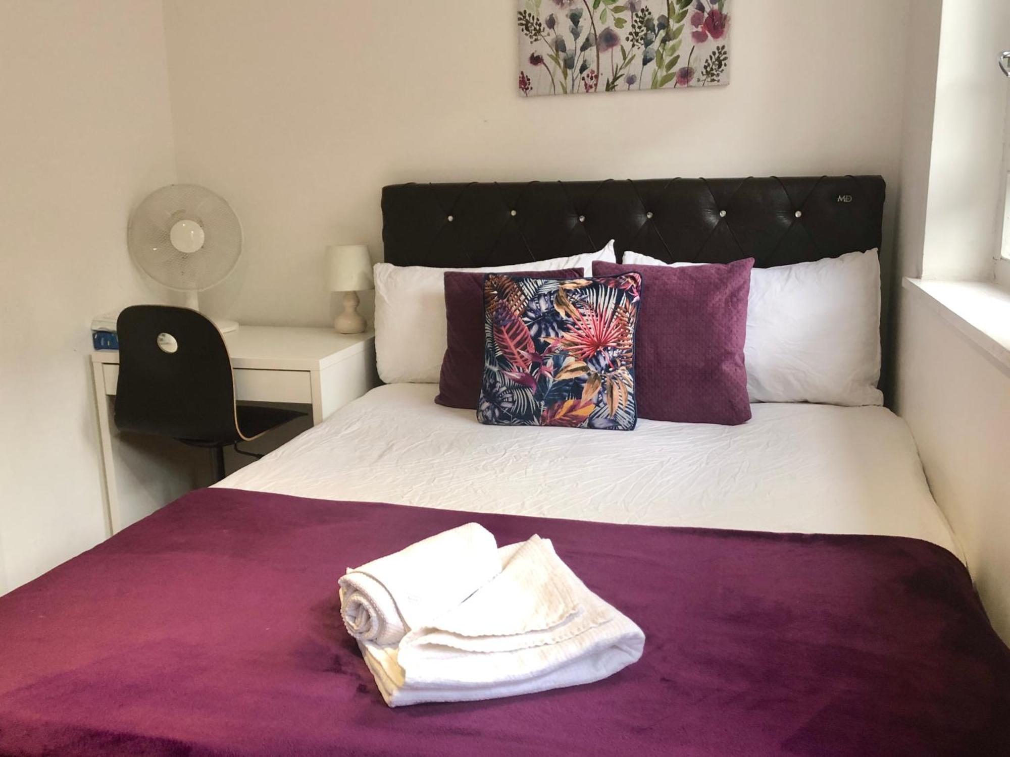 Kamilla'S Rooms London Zone-1 ภายนอก รูปภาพ