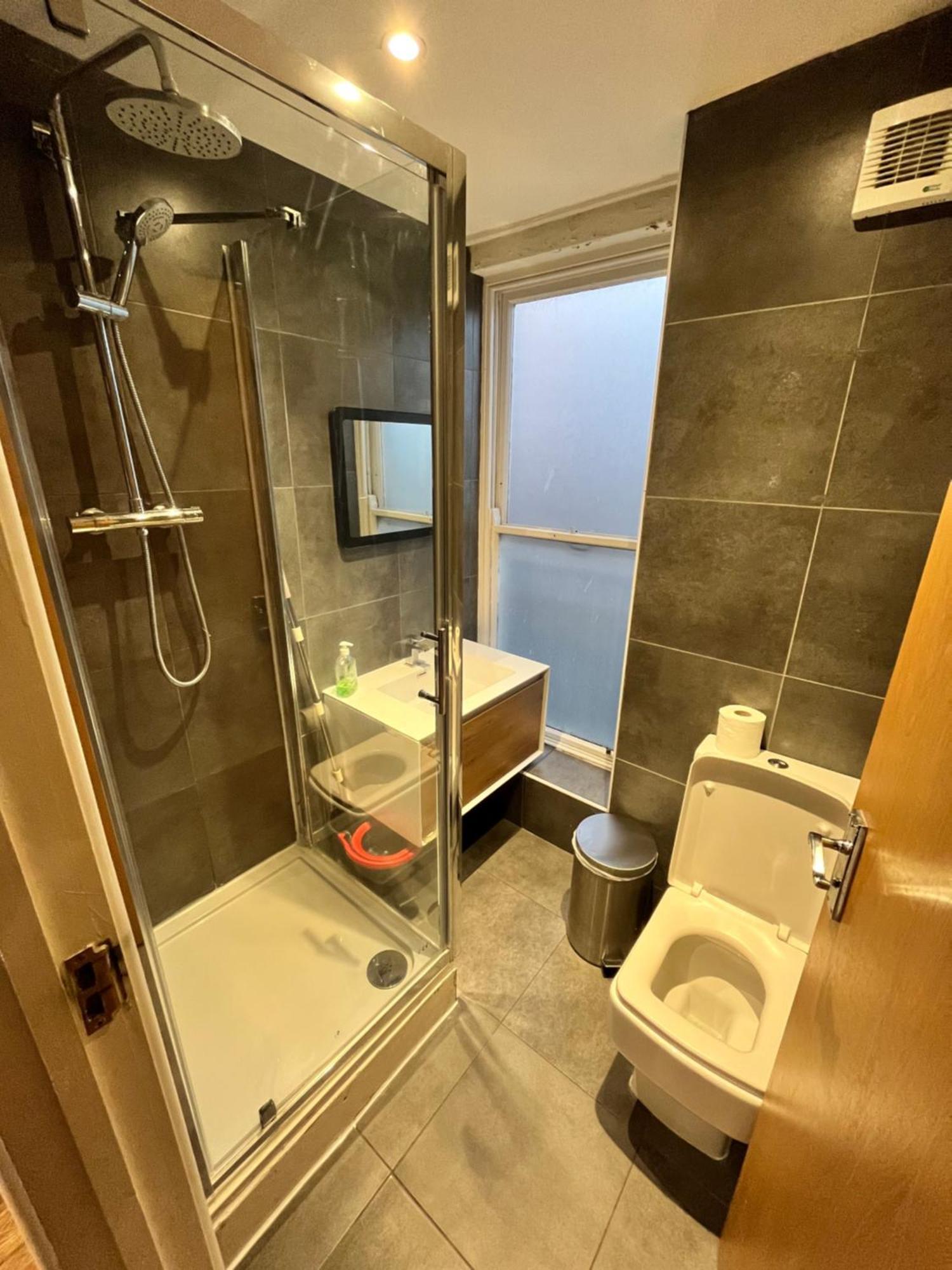 Kamilla'S Rooms London Zone-1 ภายนอก รูปภาพ