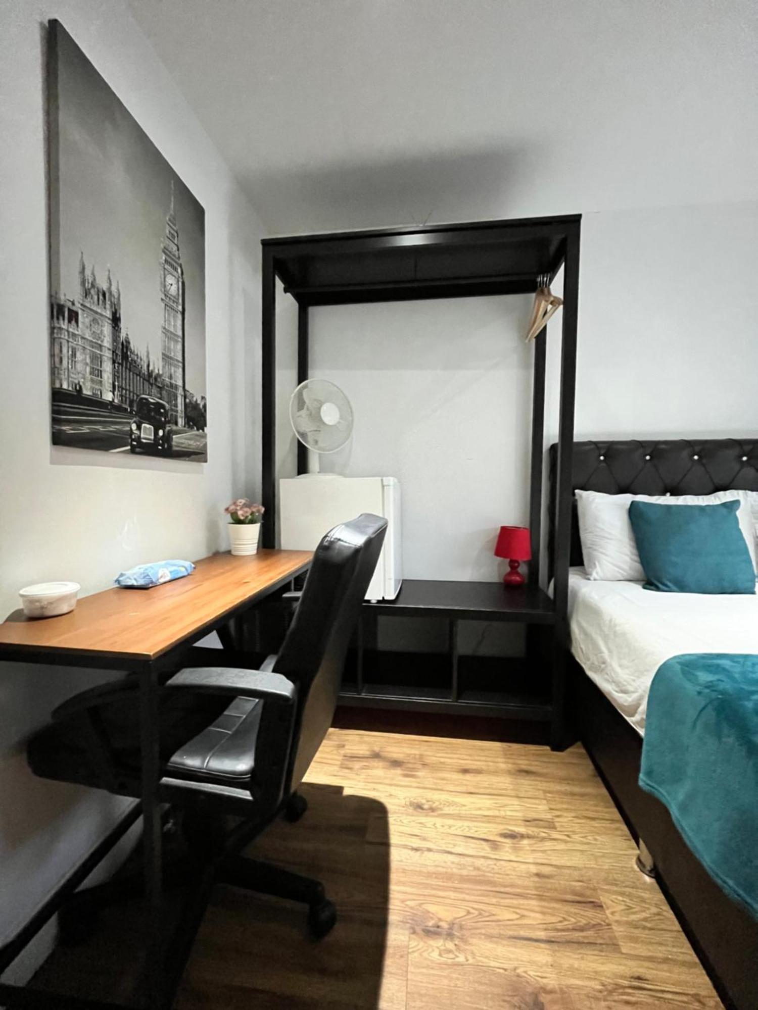 Kamilla'S Rooms London Zone-1 ภายนอก รูปภาพ